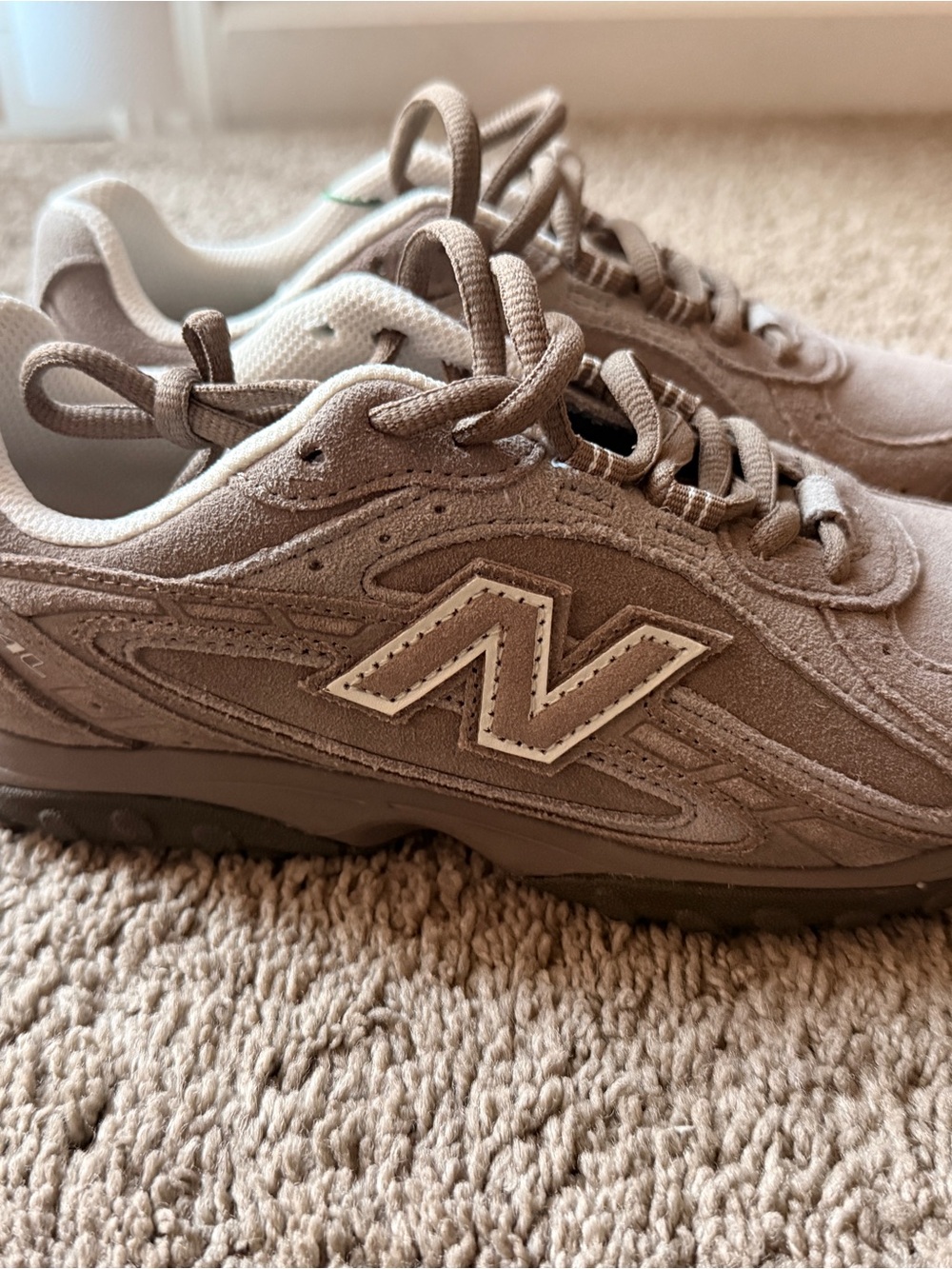New Balance 204l in mushroom